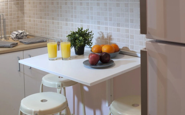 Ambelokipi. Spacious Sunny Apartment