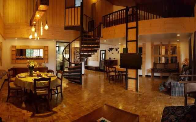 HOMESTAY DE MARQS - STYLISH and SPACIOUS 3 BEDROOM VACATION HOME