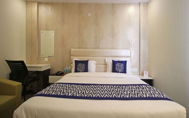 OYO 8132 Hotel Kukreja