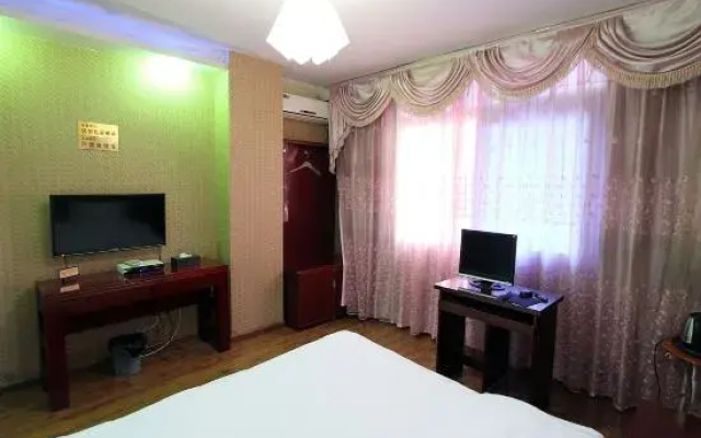 Chongqing Yuanjing Hotel (Xietaizi Metro Station Keyuan 4th Road Branch)