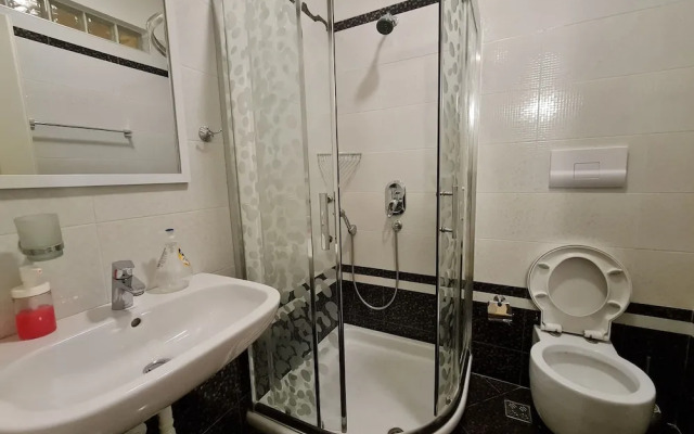 Holiday 2-bedroom Apartment in Vlora