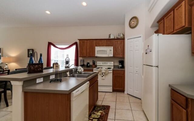 Peace 4 Bedroom Home