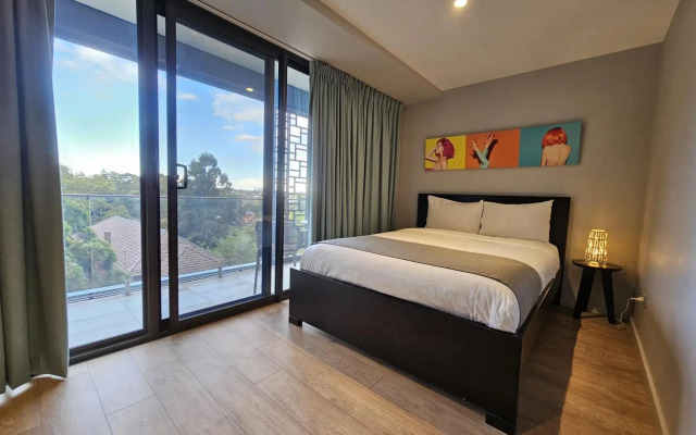 Studio 8 Residences - Adults Only