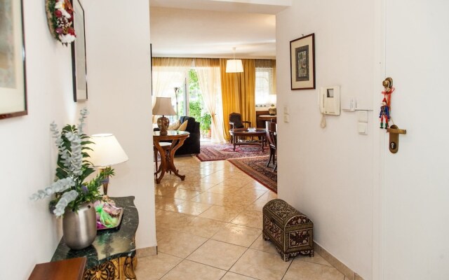 Beautiful 3 bedrooms apt in N. Smirni