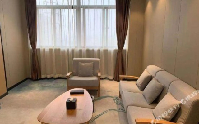Nuist Hotel
