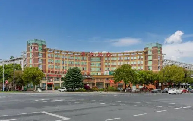 Huating Hotel