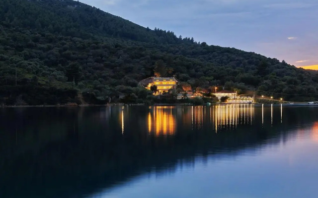 Chronos Suites