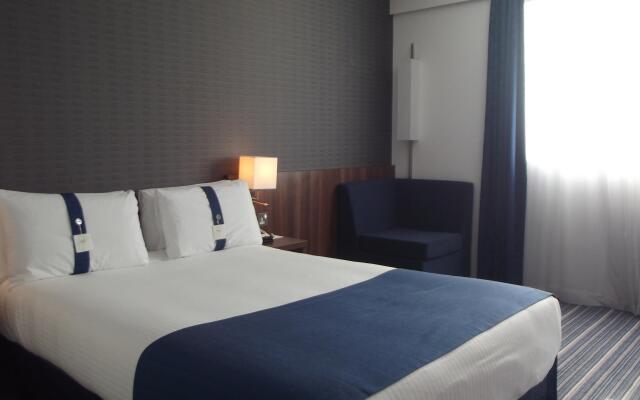 Holiday Inn Express Preston - South by IHG