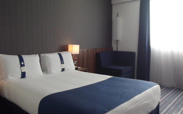 Holiday Inn Express Preston - South, an IHG Hotel