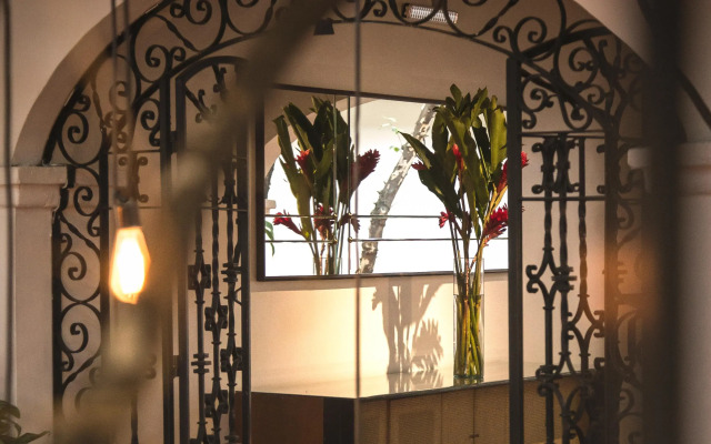 Agrado Guest House