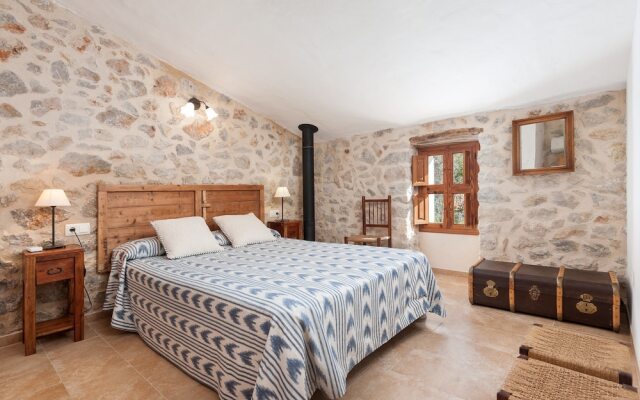 CAL TIO - Chalet With Terrace in Caimari. Free Wifi