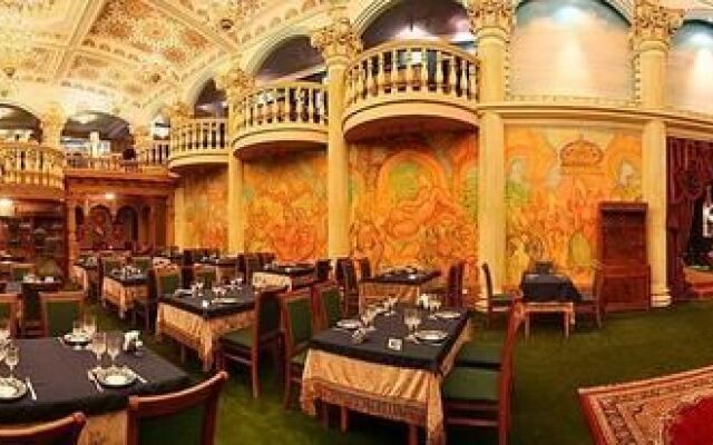 Saint Angel Hotel (Beijing Chaoyang Hospital Hujialou Subway Station)