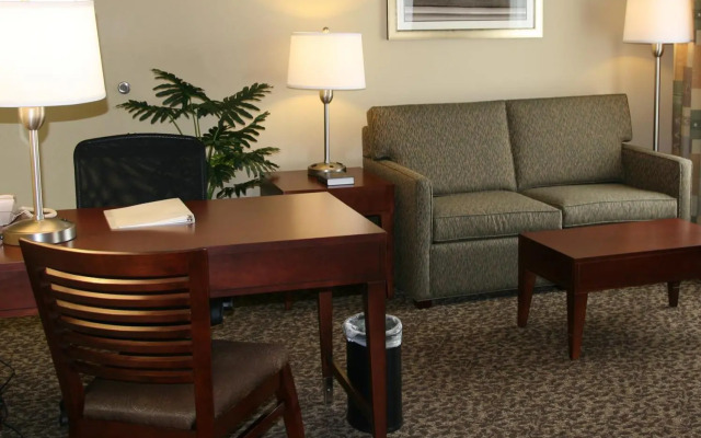 Hampton Inn & Suites West Point