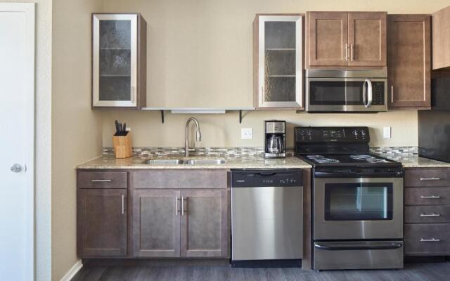 Sonder — District 600