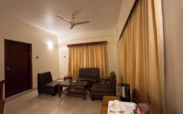lhaki Hotel