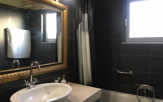 Platamon sea view house