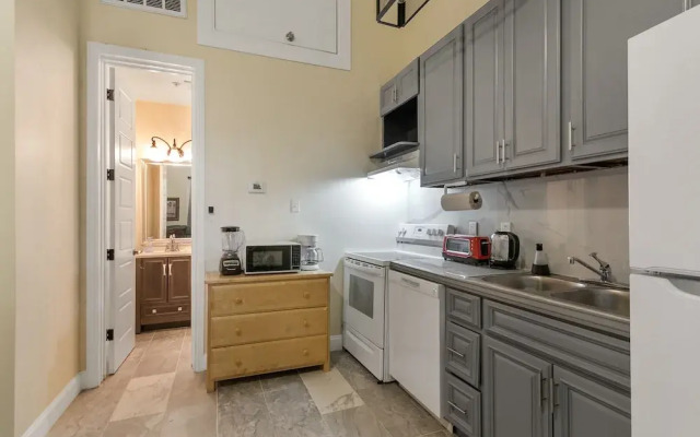 Breathtaking Condos Near French Quarter