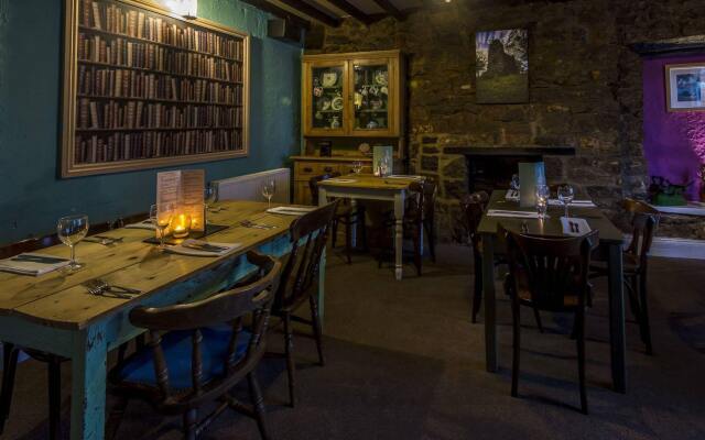 Parsonage Farm Inn