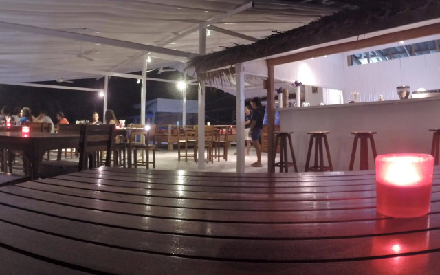 Neptune Hostel Guesthouse