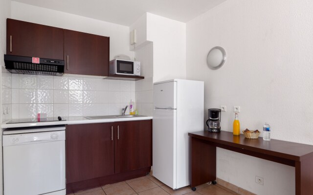 Comfort Aparthotel Six-Fours