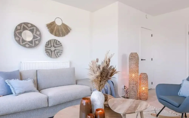 Stylish Apartment With Terrace Near the Beach