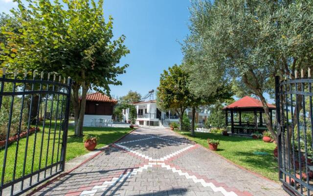 Matoula's House