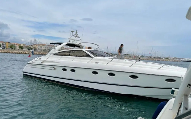 Yacht 17m Cannes Croisette Port Canto,3 Ch,Clim,Tv