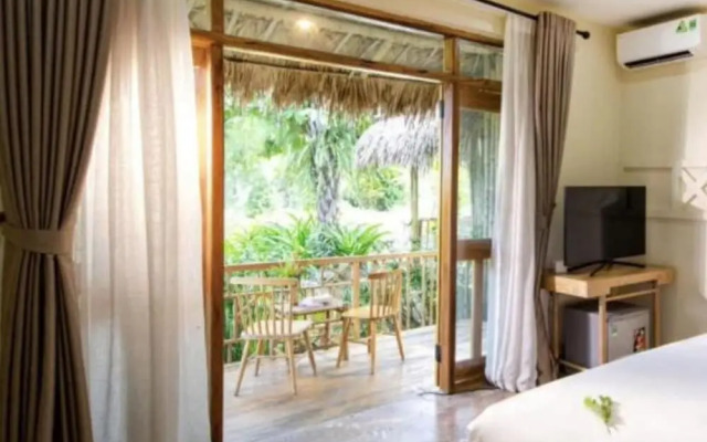 Ba Khan Village Resort