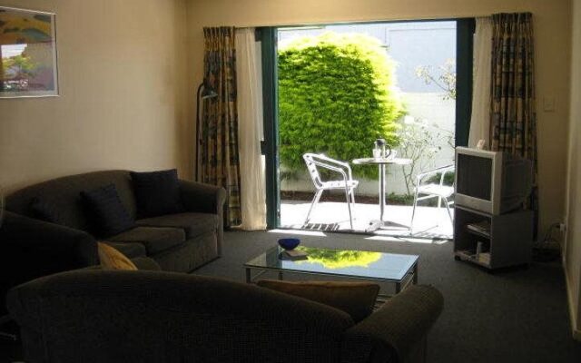 Asure Cooks Gardens Motor Lodge