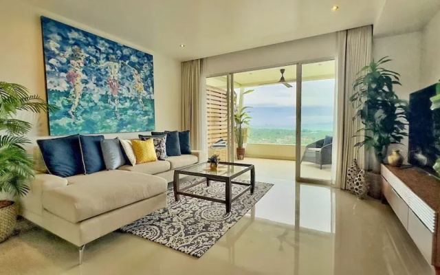 Hillside 2BR Seaview Pool Gym C258