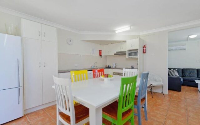 Beach House Holiday Apartments