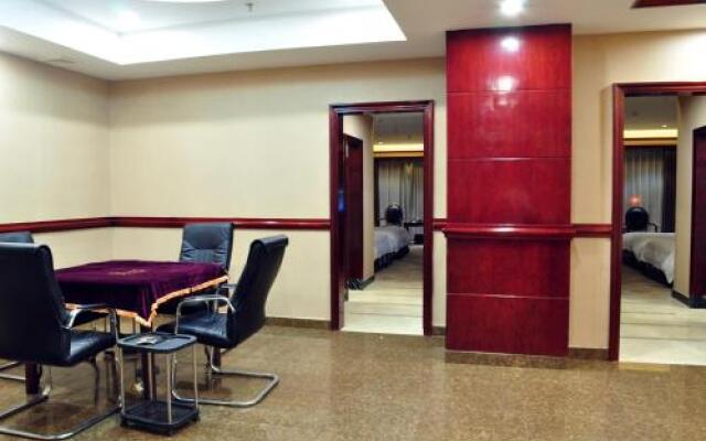 Xianglong Hotel