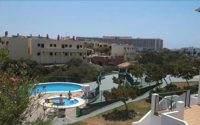 Apts. Biniforcat