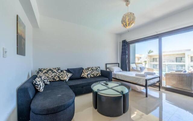 Cozy studio in GCribs with pool - Golden Apartments