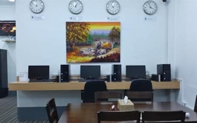 Humble Footprints Hotel/Hostel
