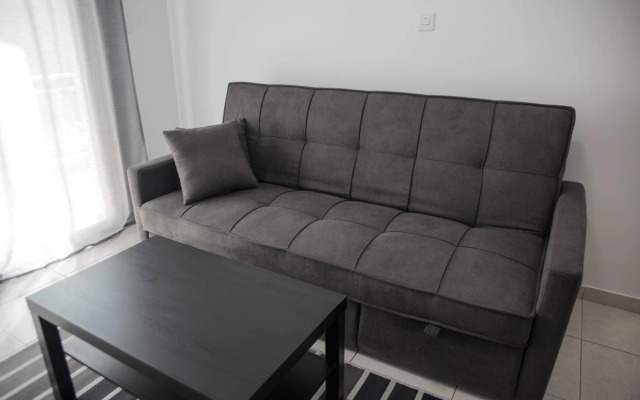 Renovated one bedroom apartment in Paphos with pool