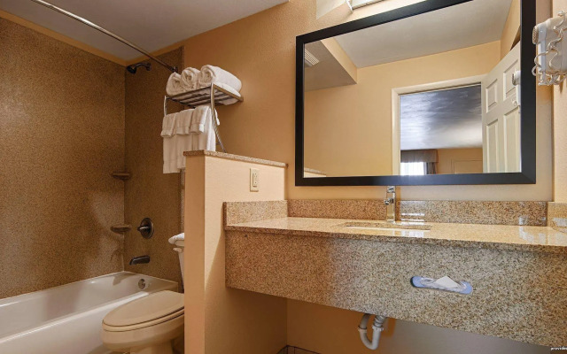 Quality Inn & Suites