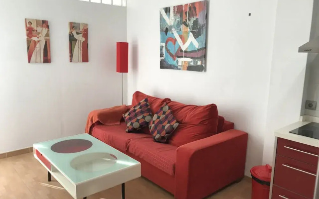 Corona central location mini penthouse