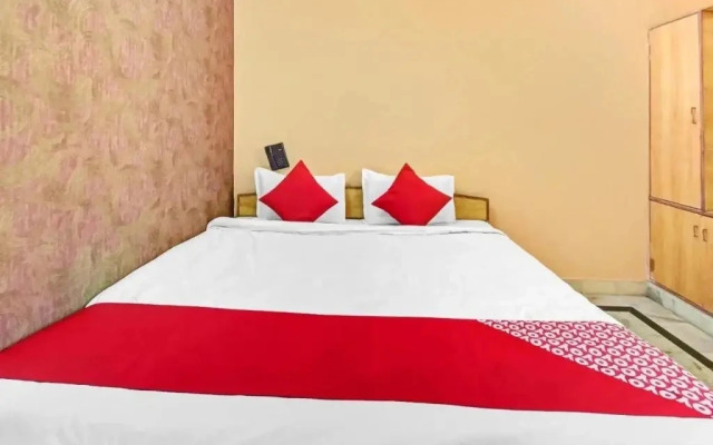 Ashish Palace by OYO Rooms
