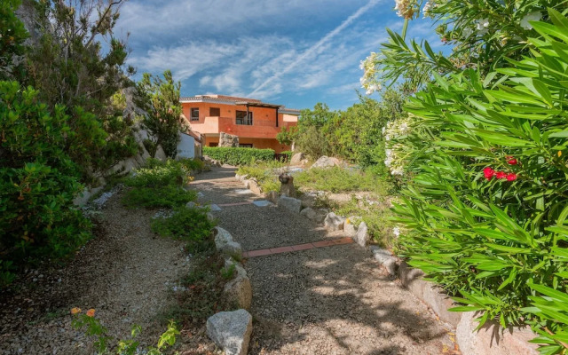 The Tranquile Palau Green Village 1 Bedroom Sleeps 4 Plus Possible Child