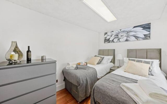 Impeccable Apartment in Bletchley Milton Keynes
