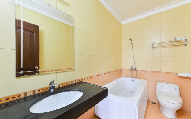 Alisa by OYO Rooms