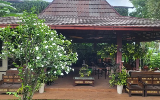 RedDoorz Syariah Near Wisata Durensewu Pandaan