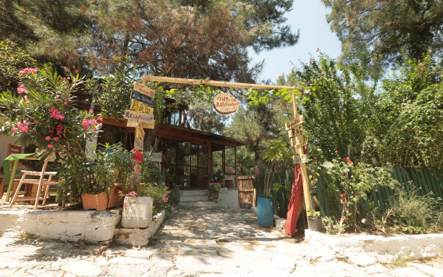 Kayserkaya Cottages & Camping