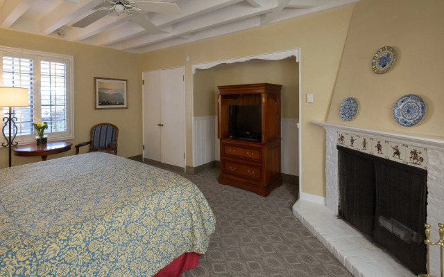 Normandy Inn