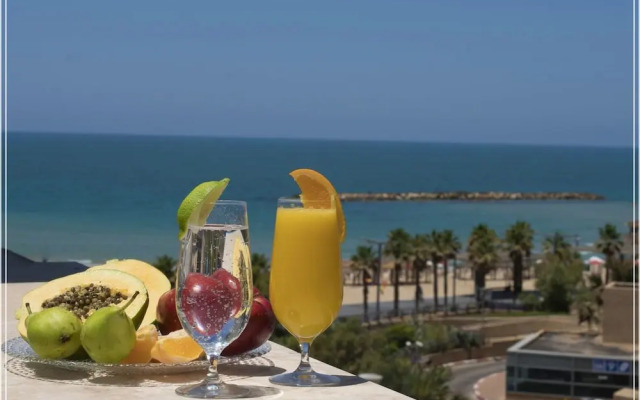 88 Beach Hotel And Spa By TLV Hotels