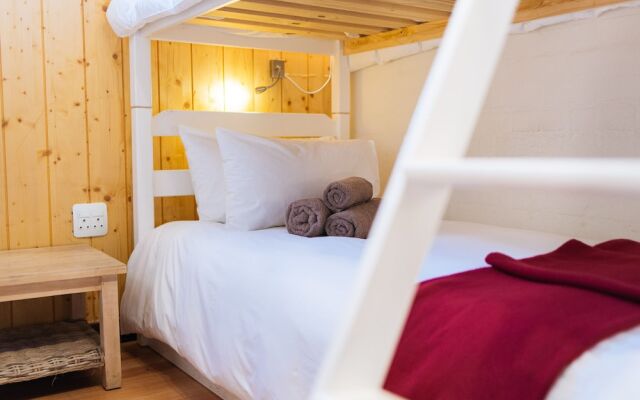 Trails End Bike Hotel