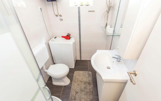 Awesome Home in Jadranovo With Wifi and 2 Bedrooms