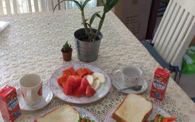 Sorn Waree Home Place