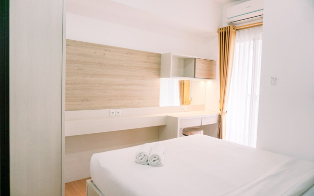 Modern And Homey 2Br Apartment At M-Town Residence